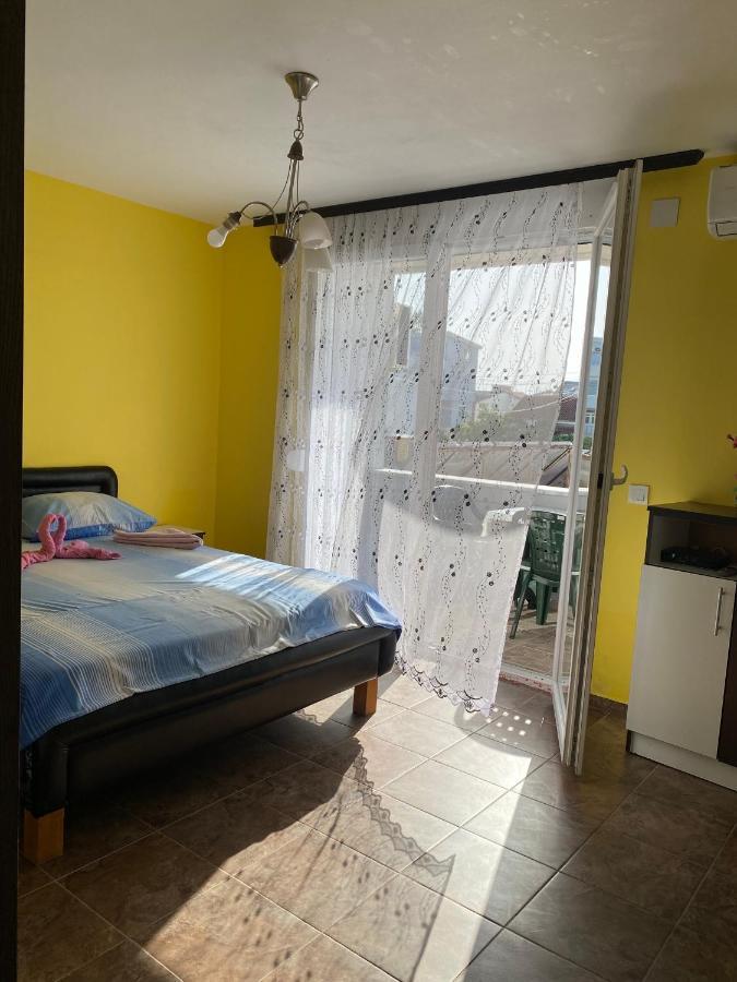 Villa Leona Palushaj 도니 스토이 외부 사진