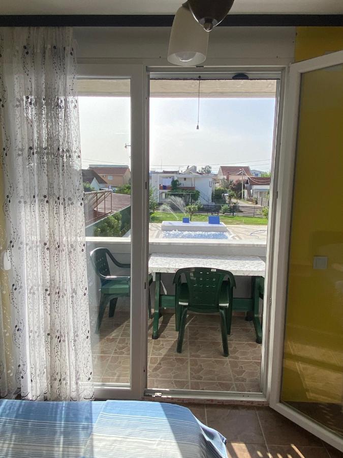 Villa Leona Palushaj 도니 스토이 외부 사진