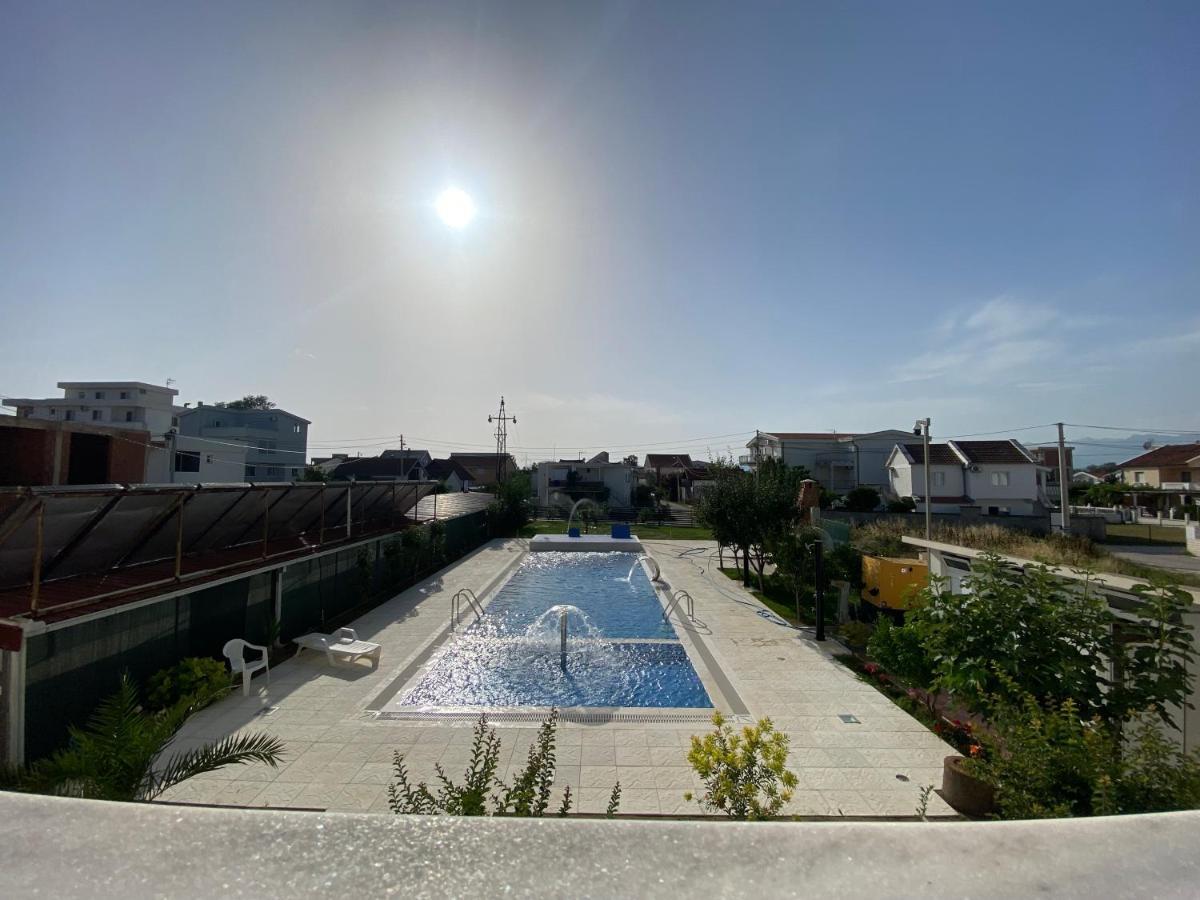 Villa Leona Palushaj 도니 스토이 외부 사진