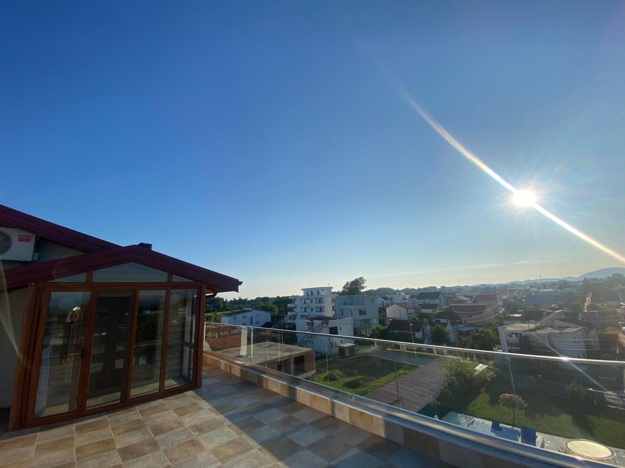 Villa Leona Palushaj 도니 스토이 외부 사진