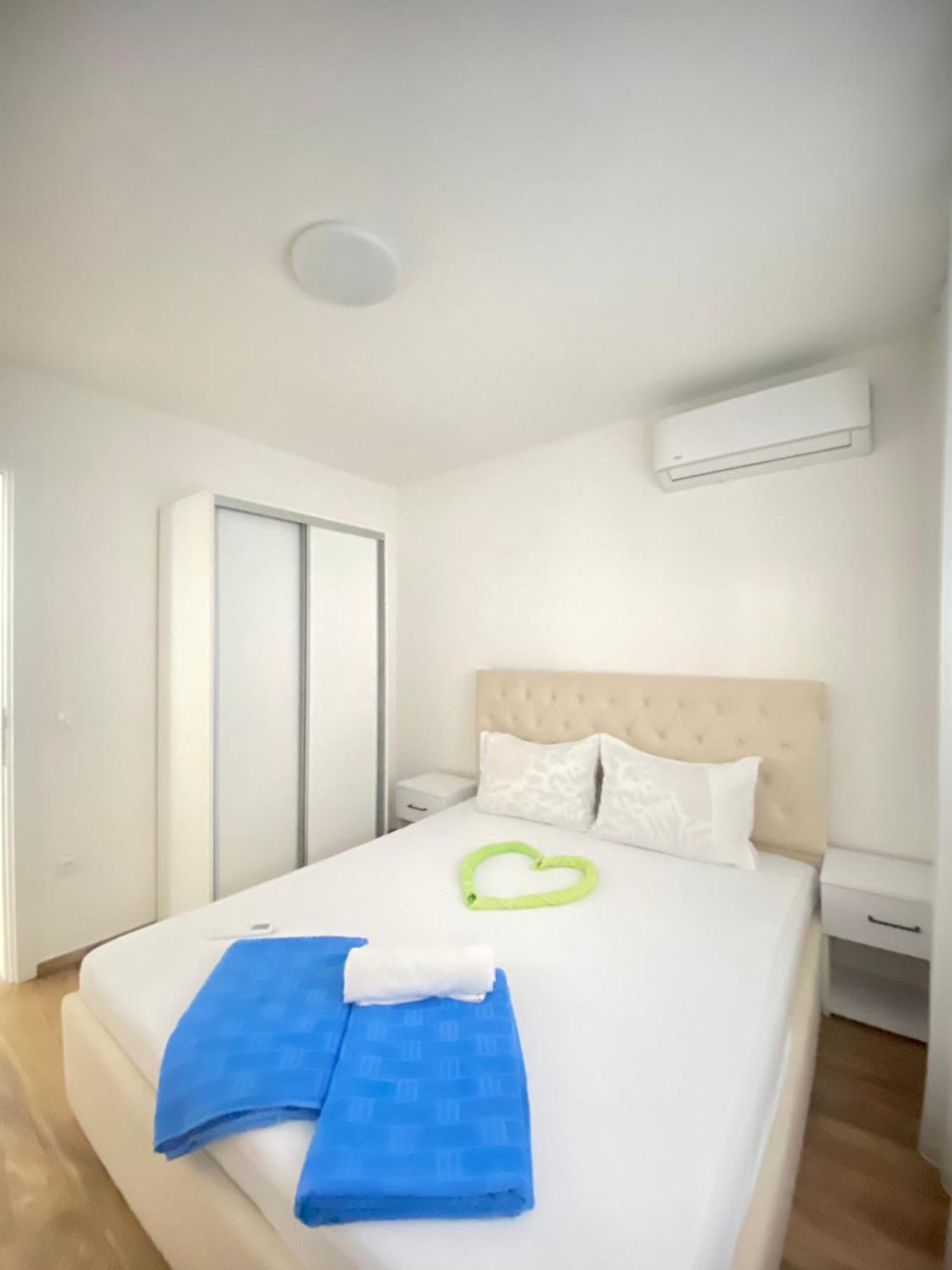 Villa Leona Palushaj 도니 스토이 외부 사진