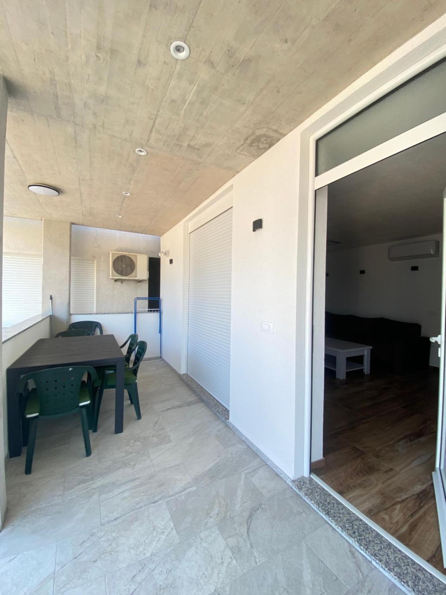 Villa Leona Palushaj 도니 스토이 외부 사진