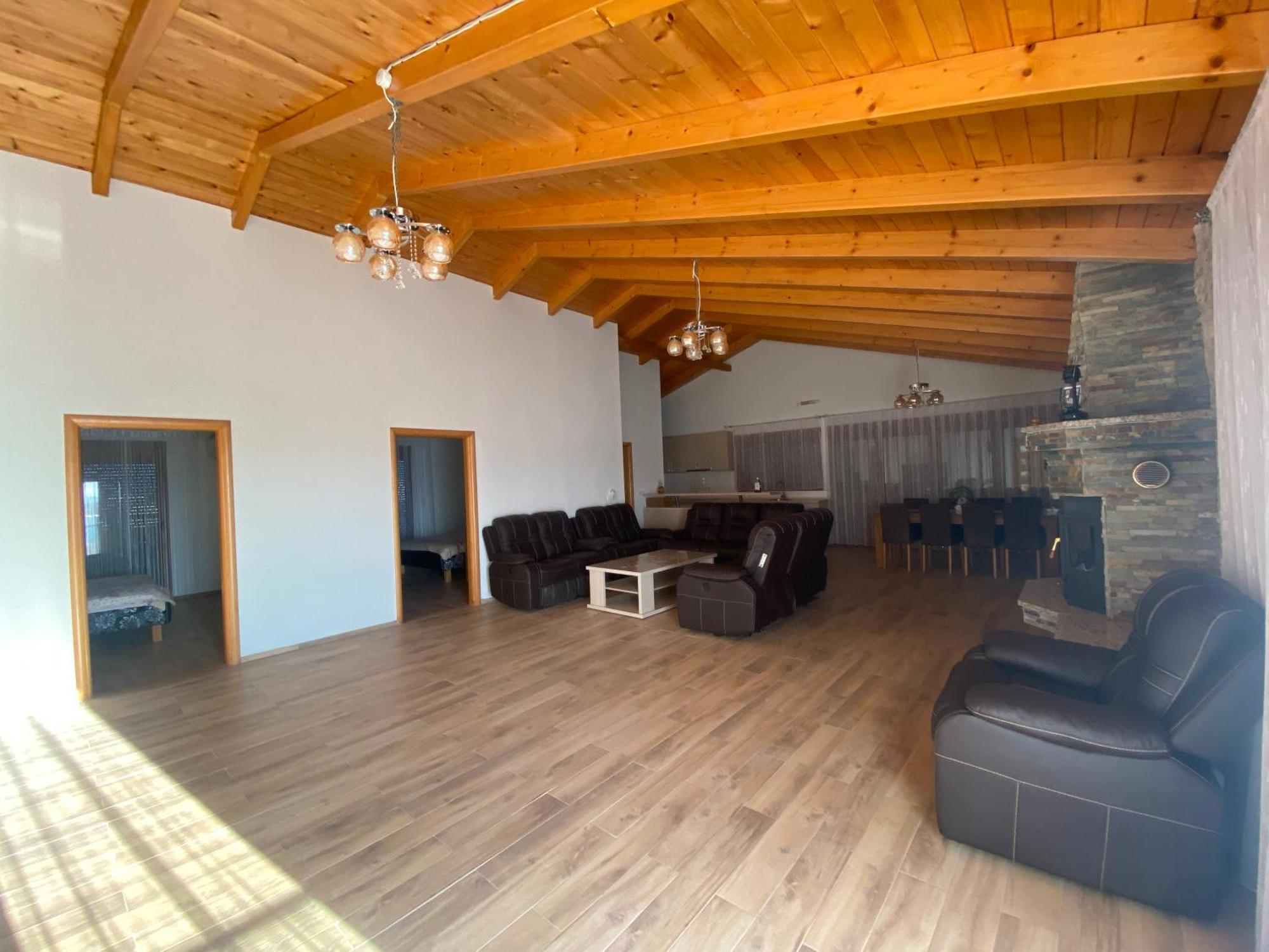 Villa Leona Palushaj 도니 스토이 외부 사진