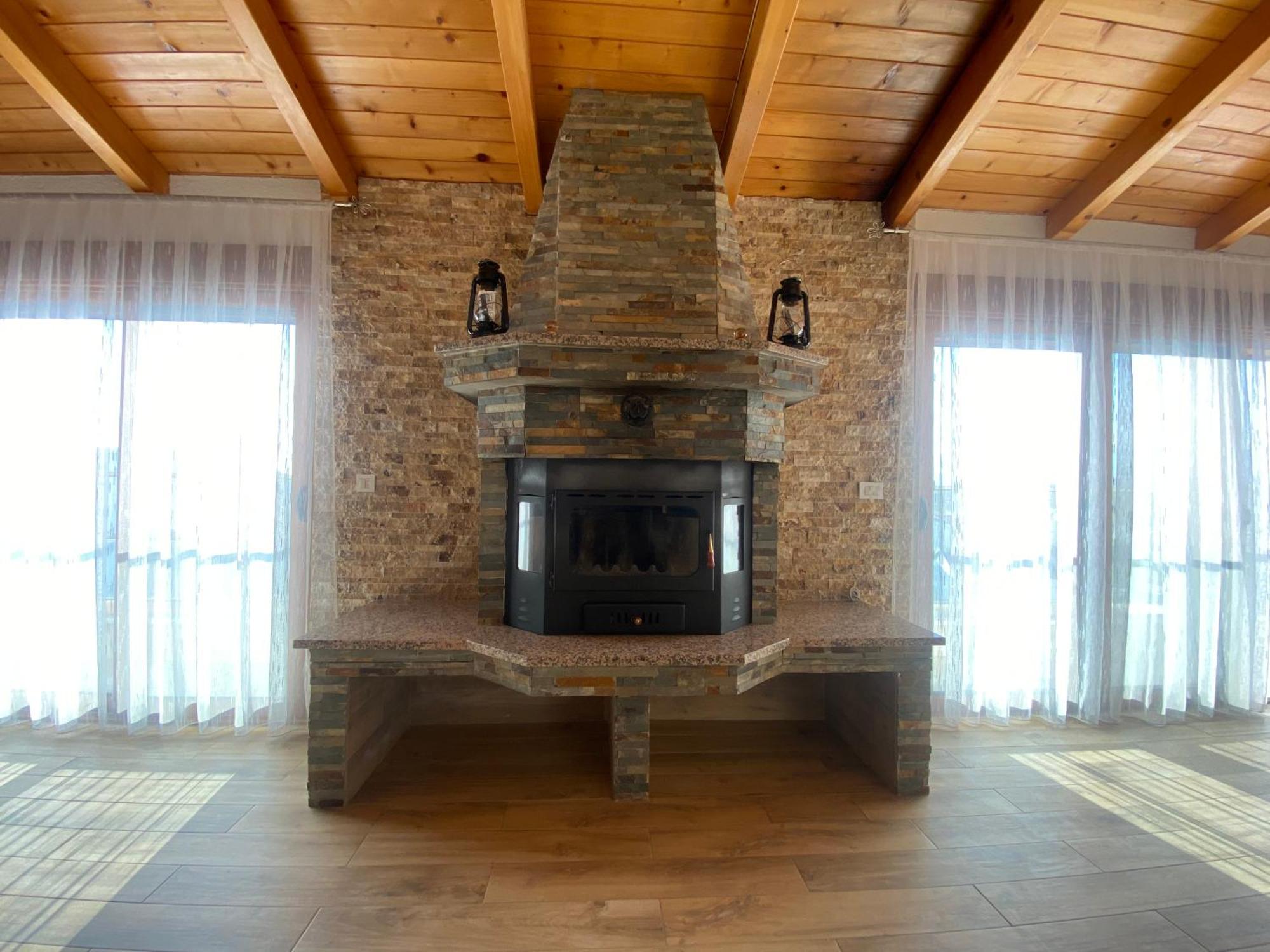 Villa Leona Palushaj 도니 스토이 외부 사진