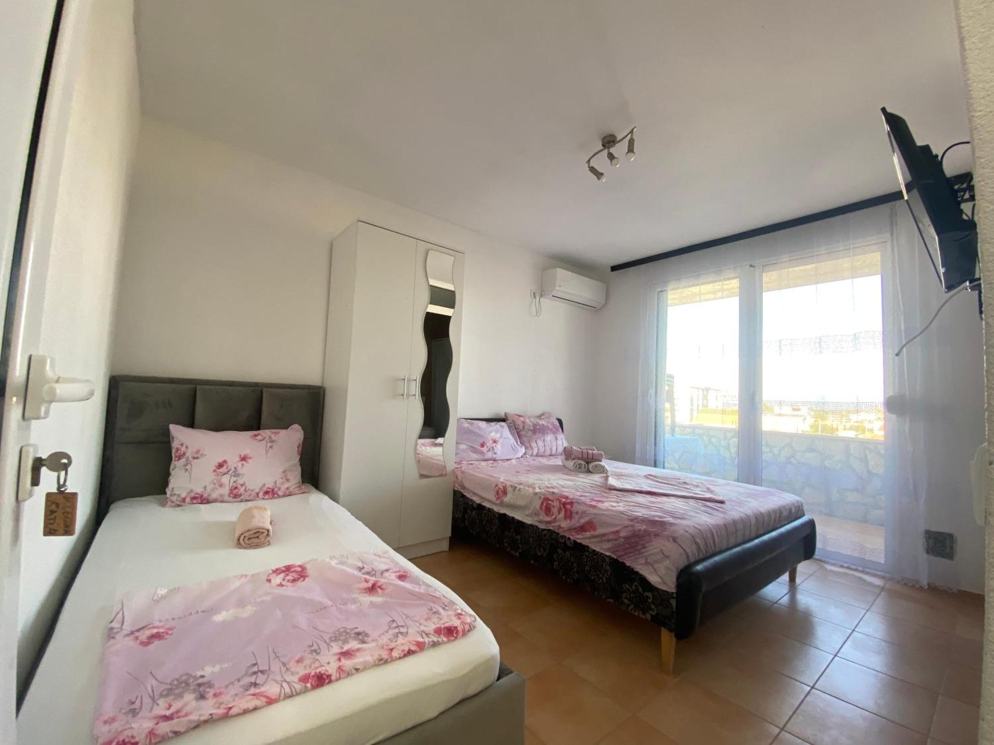 Villa Leona Palushaj 도니 스토이 외부 사진