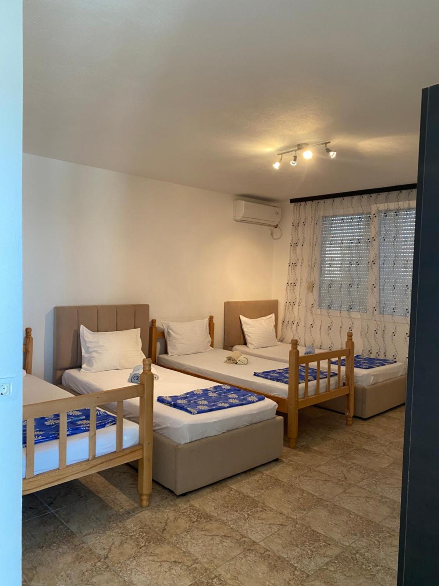 Villa Leona Palushaj 도니 스토이 외부 사진