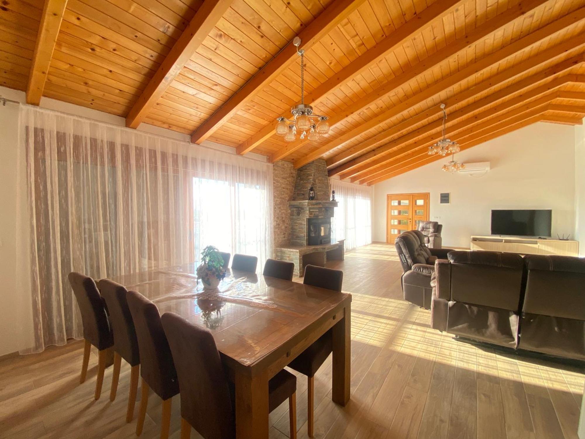 Villa Leona Palushaj 도니 스토이 외부 사진