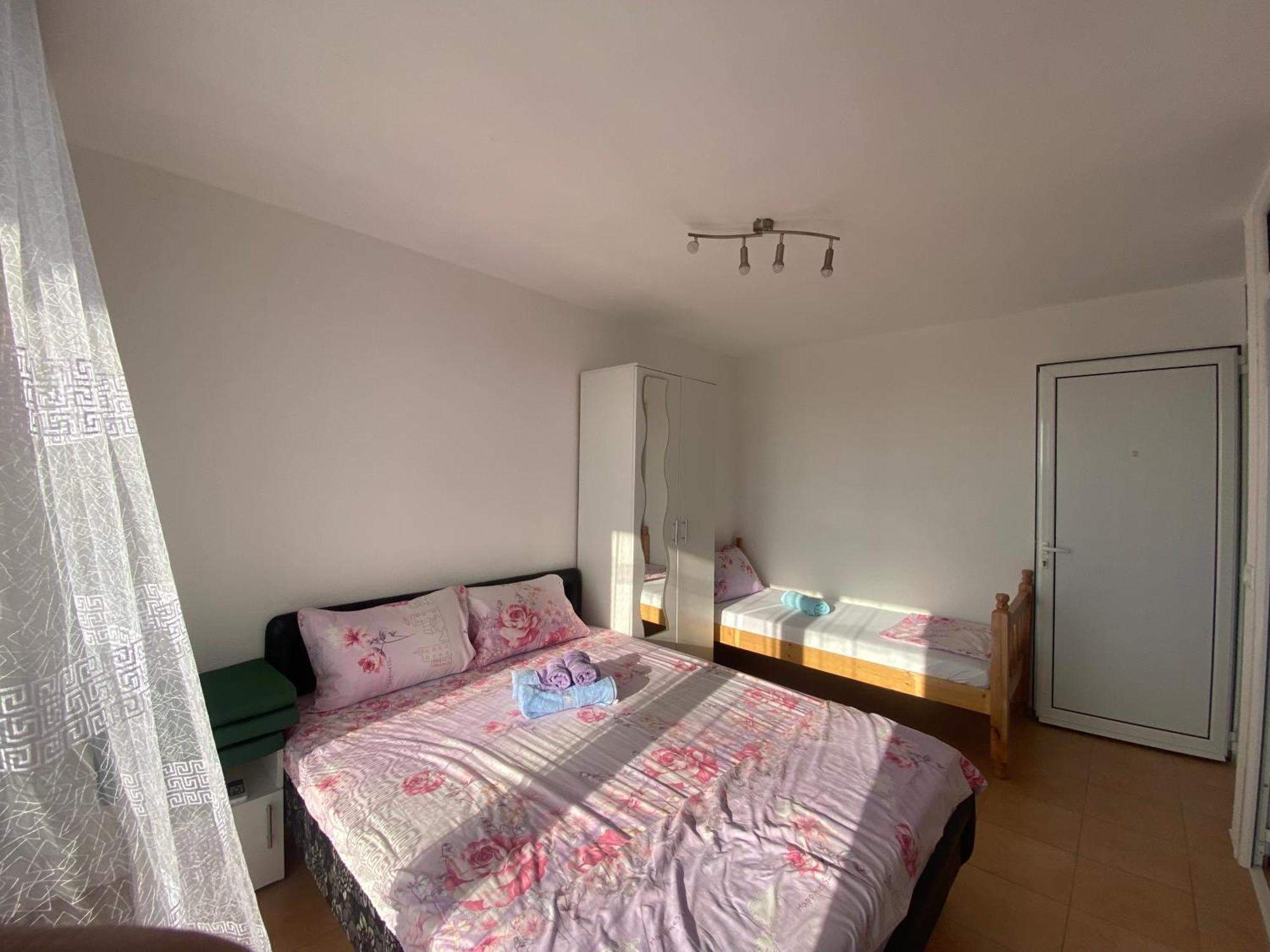 Villa Leona Palushaj 도니 스토이 외부 사진